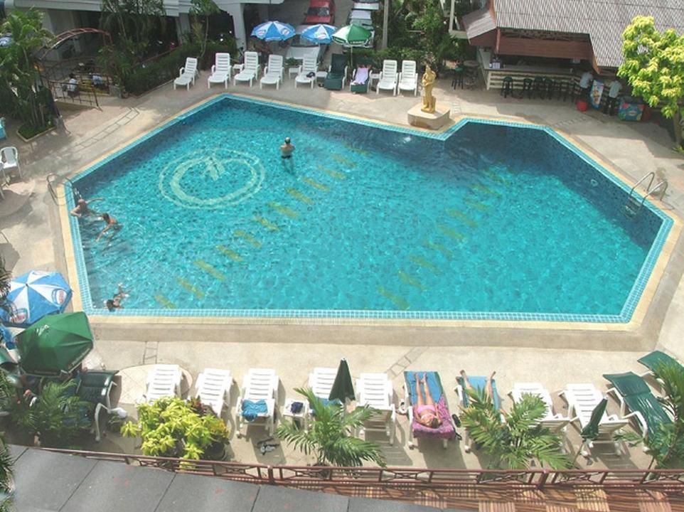 Boss Suites Pattaya Zewnętrze zdjęcie