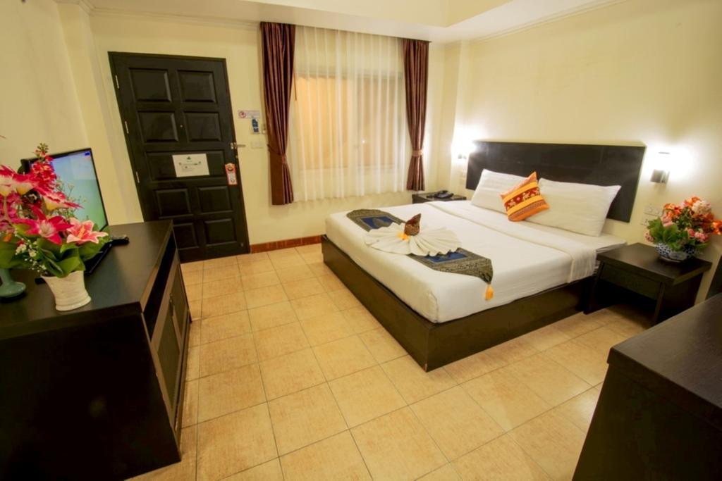 Boss Suites Pattaya Zewnętrze zdjęcie