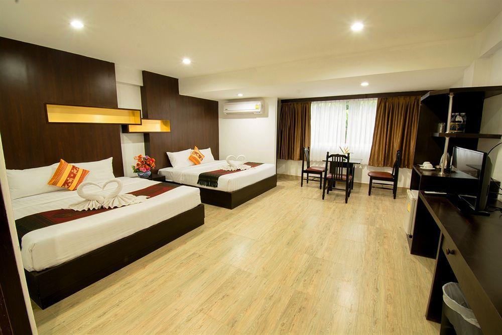 Boss Suites Pattaya Zewnętrze zdjęcie