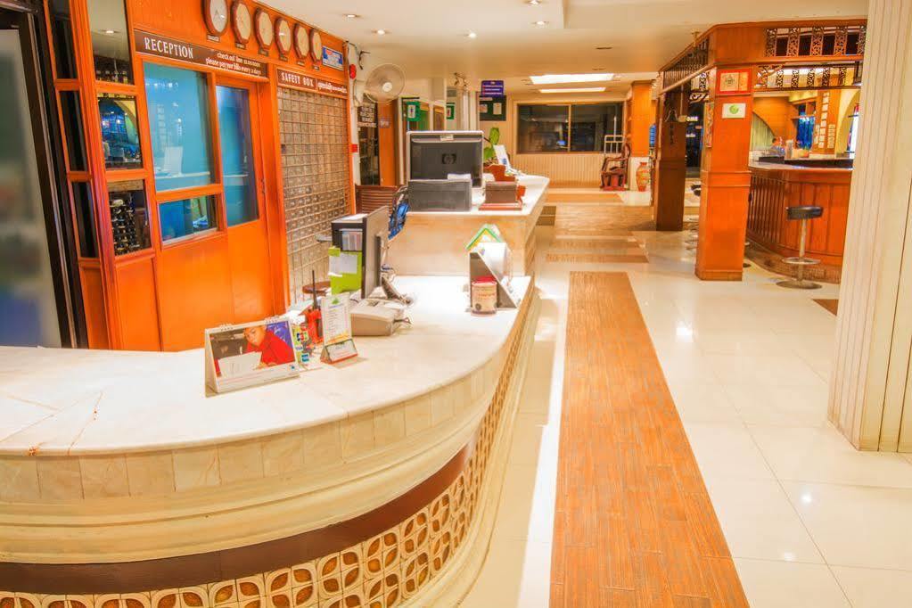Boss Suites Pattaya Zewnętrze zdjęcie