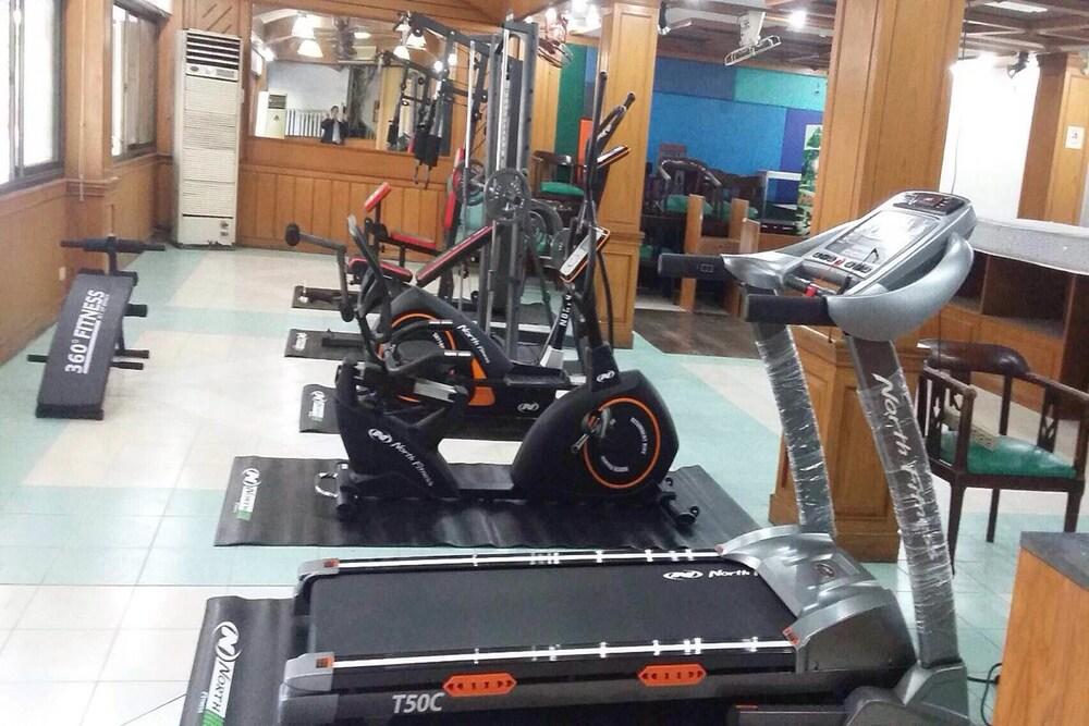 Boss Suites Pattaya Zewnętrze zdjęcie